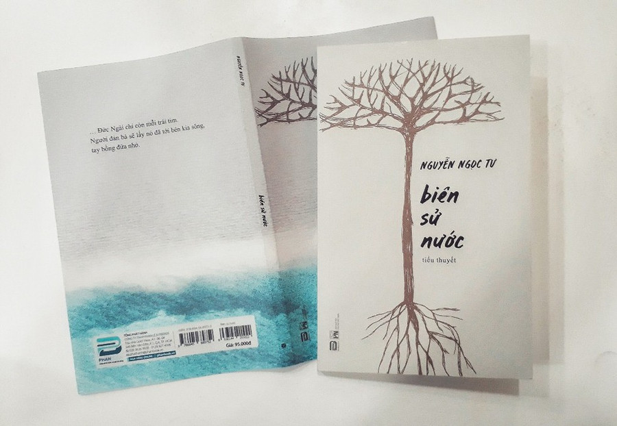 'Biên sử nước' do NXB Phụ Nữ.