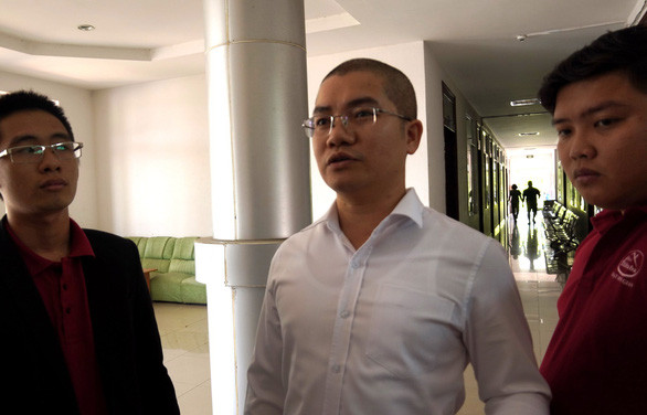 Công ty Alibaba bị tố chiếm đoạt hơn 2.300 tỷ đồng ảnh 1 Nguyễn Thái Luyện đến Công an tỉnh Bà Rịa - Vũng Tàu làm việc vào tháng 7-2019. Sau đó 2 tháng Luyện bị bắt.