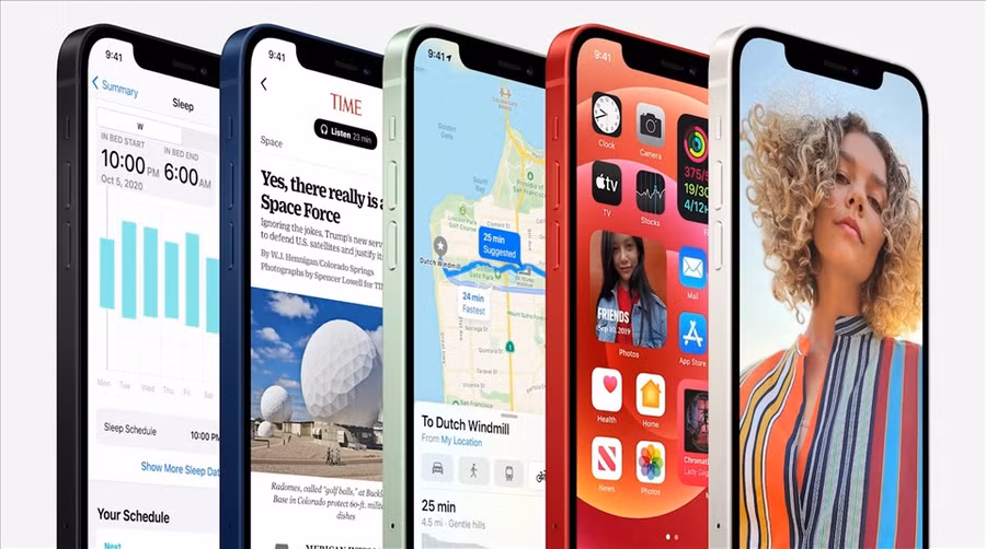 Cắt đi 2 món kèm theo nhưng giá iPhone 12 vẫn không giảm so với thế hệ iPhone 11. Ảnh: Apple.