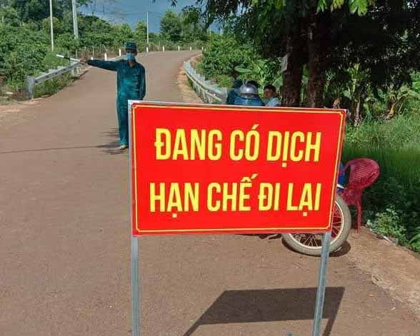 Chốt kiểm dịch trên địa bàn huyện Chư Păh. Ảnh: Lê Hải