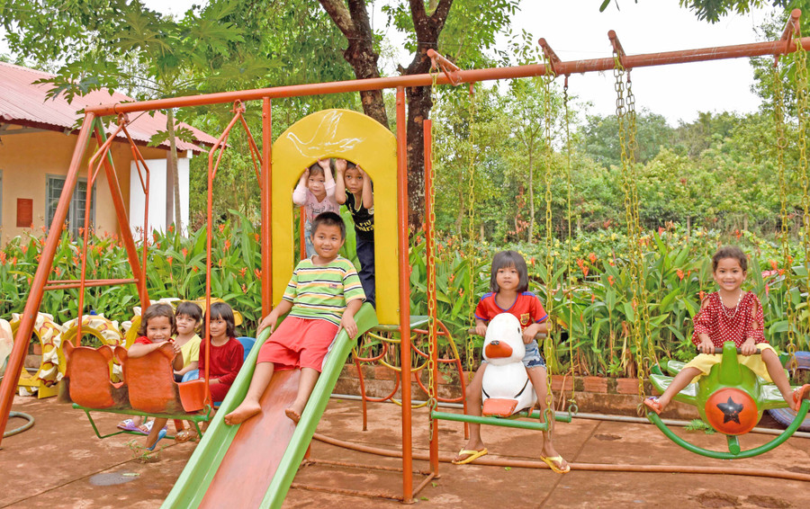 Phong trào khuyến học, khuyến tài trong vùng đồng bào DTTS góp phần nâng cao dân trí. Ảnh: Trần Dung