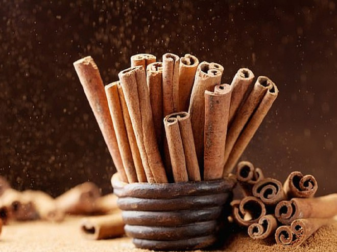 Quế không chỉ là một loại gia vị mà còn có tác dụng giúp kiểm soát đường huyết ẢNH: SHUTTERSTOCK