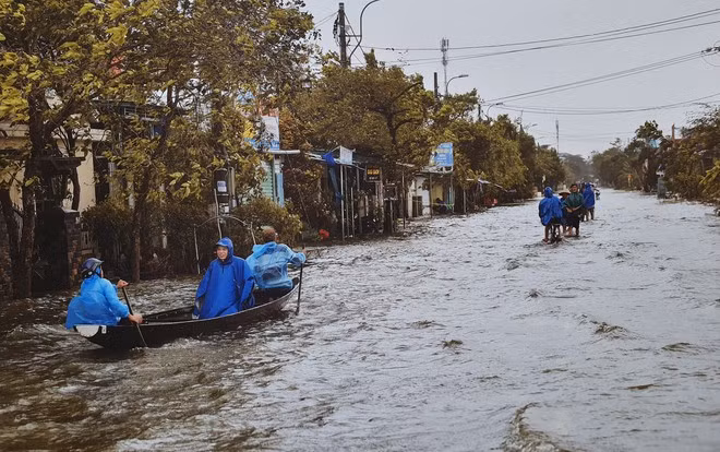  Phố sá thành sông