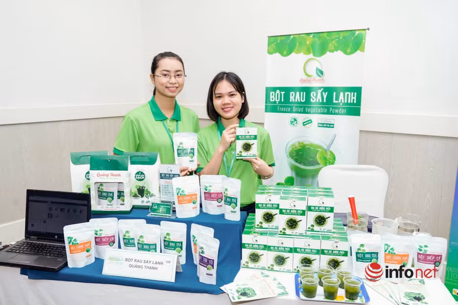 Từ hơn 100 triệu đồng, cô gái 9X đã đưa bột rau má sang châu Âu.