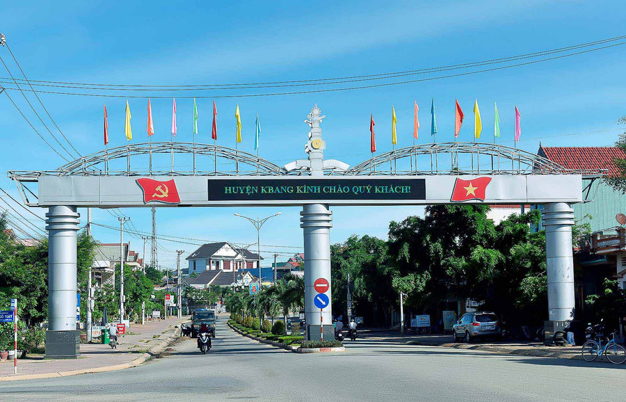  Thị trấn Kbang khởi sắc từng ngày. Ảnh: Đức Thụy