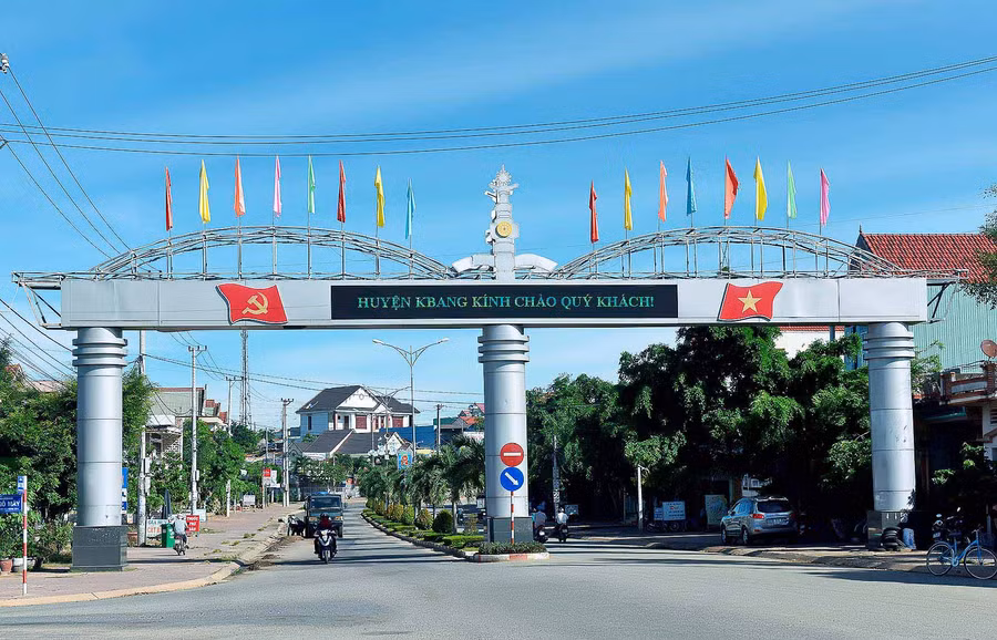  Thị trấn Kbang khởi sắc từng ngày. Ảnh: Đức Thụy