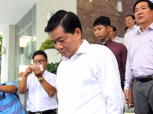 Vì động cơ cá nhân, ông Đinh La Thăng đã gọi điện giới thiệu để Đinh Ngọc Hệ có cơ hội tiếp cận rồi mua quyền thu phí tuyến cao tốc TP.HCM - Trung Lương.