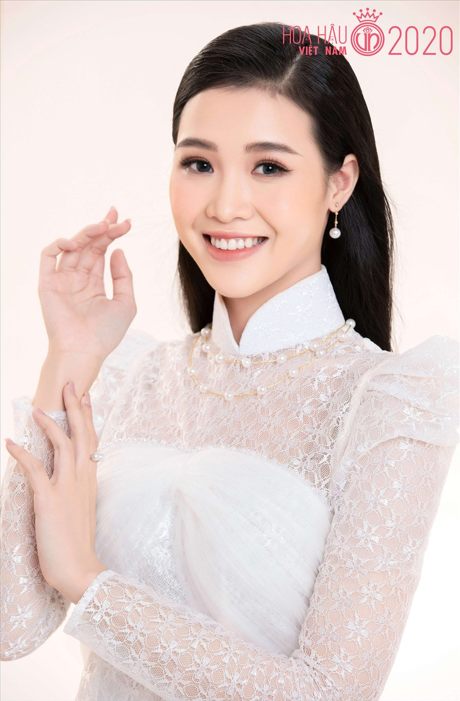 Nguyễn Thị Trân Châu sinh năm 2000, tới từ Quảng Nam. Cô hiện đang là sinh viên năm 3 Đại học Duy Tân (Đà Nẵng). Ảnh: HHVN.