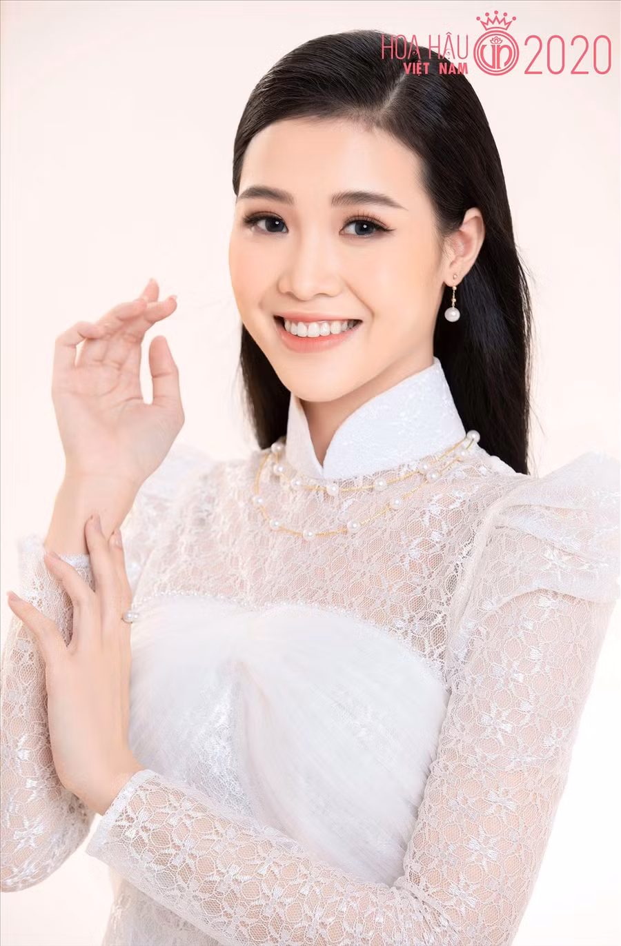 Nguyễn Thị Trân Châu sinh năm 2000, tới từ Quảng Nam. Cô hiện đang là sinh viên năm 3 Đại học Duy Tân (Đà Nẵng). Ảnh: HHVN.