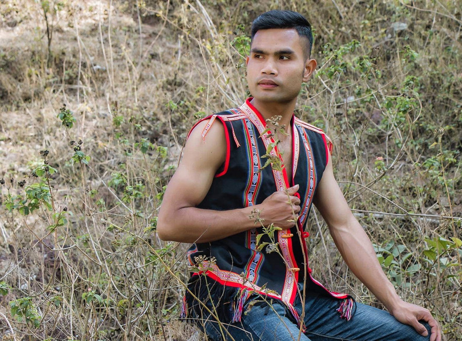 Y Yung hiện là sinh viên năm 2 Khoa Nghệ thuật (Trường Cao đẳng Gia Lai). Ảnh: Nguyên Bình