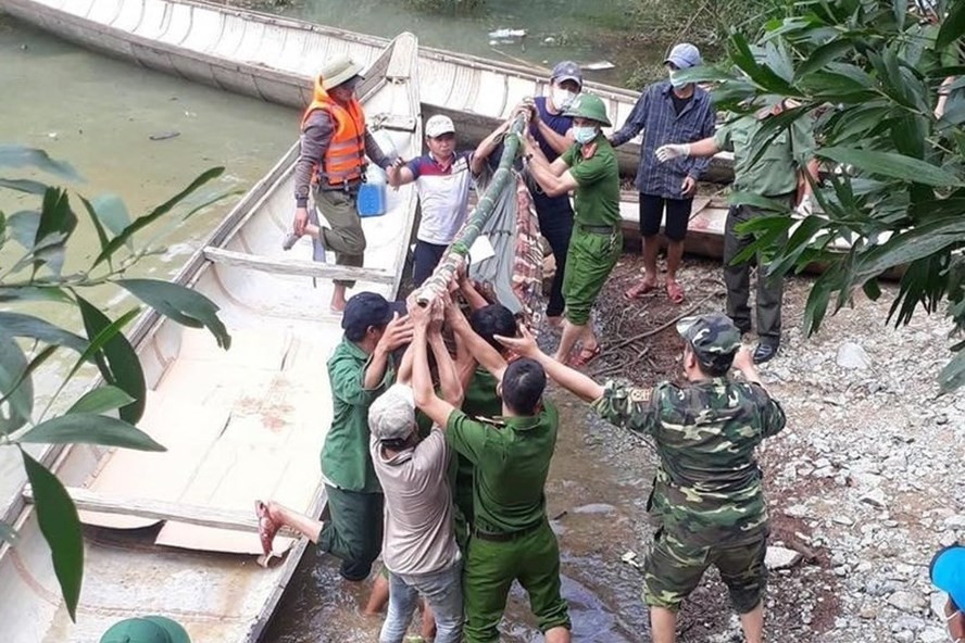 Thời chiến hay thời bình, thì những người lính đều luôn ở tuyến đầu và nhận lãnh sự hy sinh trước tiên (ảnh HC)  Thời chiến hay thời bình, thì những người lính đều luôn ở tuyến đầu và nhận lãnh sự hy sinh trước tiên (ảnh HC)