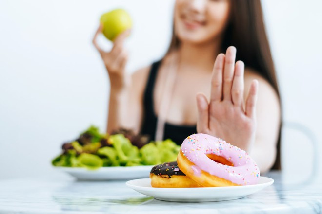 Người bệnh tiểu đường chọn các thực phẩm lành mạnh. Shutterstock