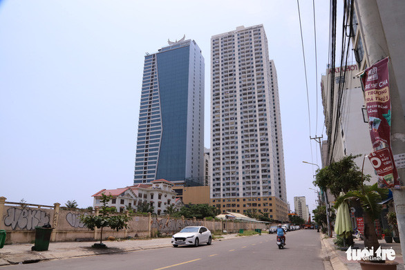 Dự án tổ hợp khách sạn Mường Thanh và căn hộ chung cư cao cấp Sơn Trà - Ảnh: ĐOÀN CƯỜNG Dự án tổ hợp khách sạn Mường Thanh và căn hộ chung cư cao cấp Sơn Trà - Ảnh: ĐOÀN CƯỜNG