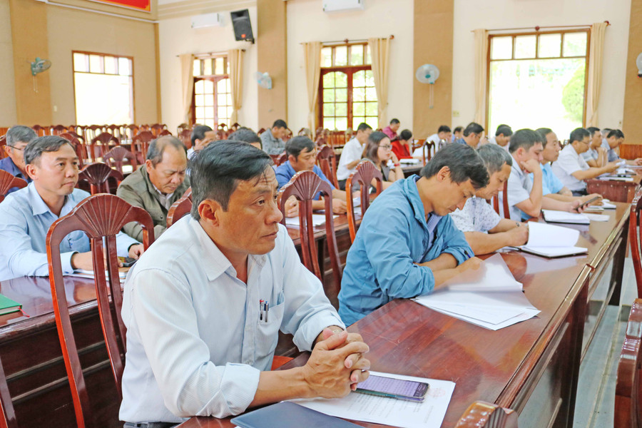 Các Đại biểu tham dự Hội nghị sơ kết 3 năm thực hiện Nghị quyết số 03 của Ban Thường vụ Huyện ủy Kbang về phát triển HTX giai đoạn 2017-2020. Ảnh: Minh Nguyễn