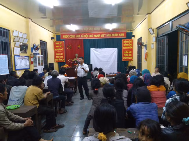 Huyện Lâm Hà thực hiện xây dựng và trao nhà tình thương cho một gia đình tại xã Đan Phượng. Ảnh: P.V