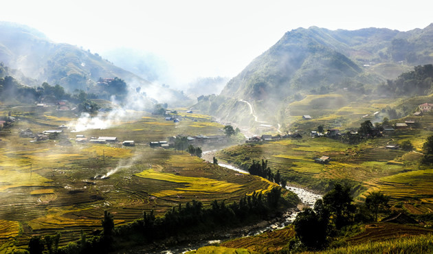  Sa Pa thơm khói rơm và mùi lúa chín.