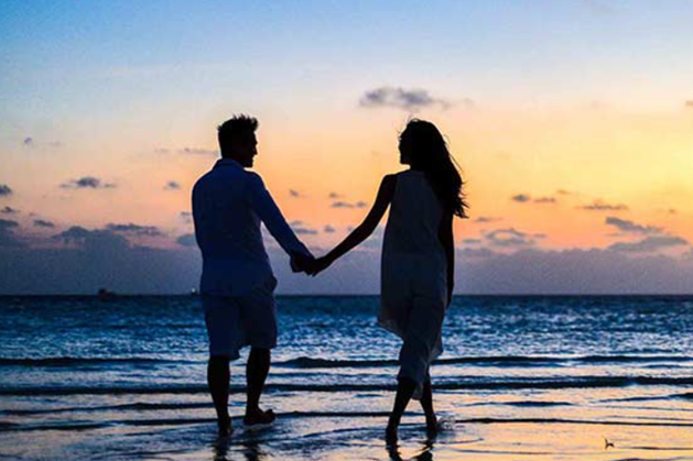 Hãy dành tặng lời chúc tới người bạn đời nhân ngày Phụ nữ Việt Nam 20.10. Ảnh nguồn: AFP. Hãy dành tặng lời chúc tới người bạn đời nhân ngày Phụ nữ Việt Nam 20.10. Ảnh nguồn: AFP.