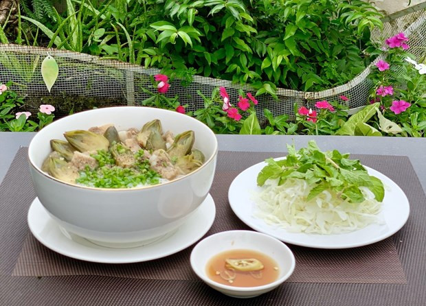 Món bún sườn hoa thanh long. (Nguồn: baodulich.net.vn) Món bún sườn hoa thanh long. (Nguồn: baodulich.net.vn)
