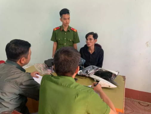 Qua đấu tranh, đối tượng Mỹ khai nhận còn thực hiện 17 vụ trộm cắp tài sản