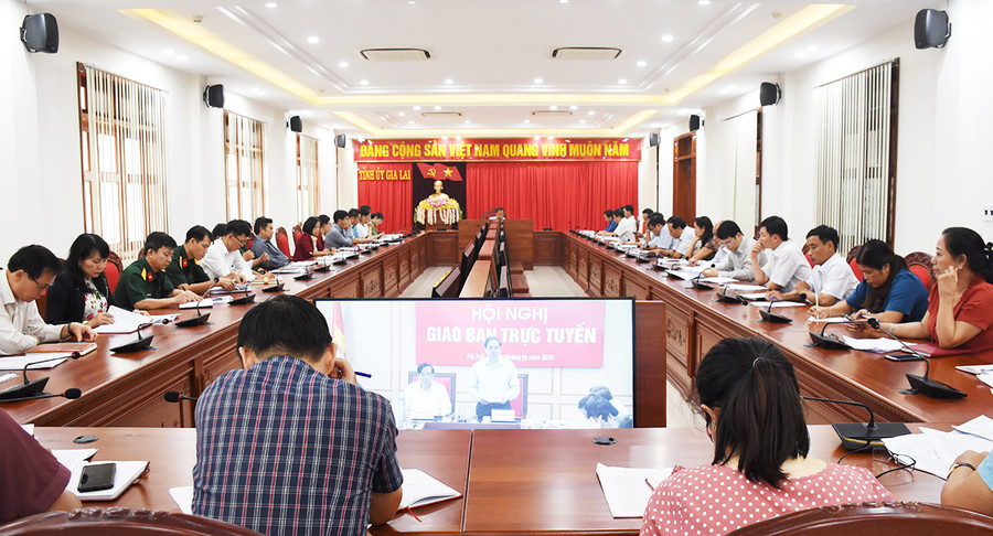  Quang cảnh hội nghị giao ban trực tuyến ngành Tổ chức Xây dựng Đảng 9 tháng năm 2020. Ảnh: Minh Nguyễn