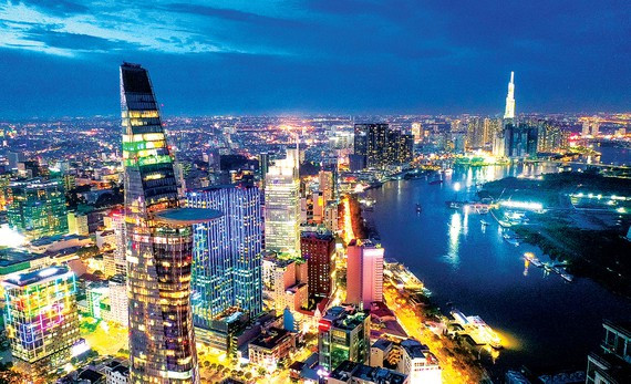 TPHCM về đêm. Ảnh: HOÀNG HÙNG TPHCM về đêm. Ảnh: HOÀNG HÙNG