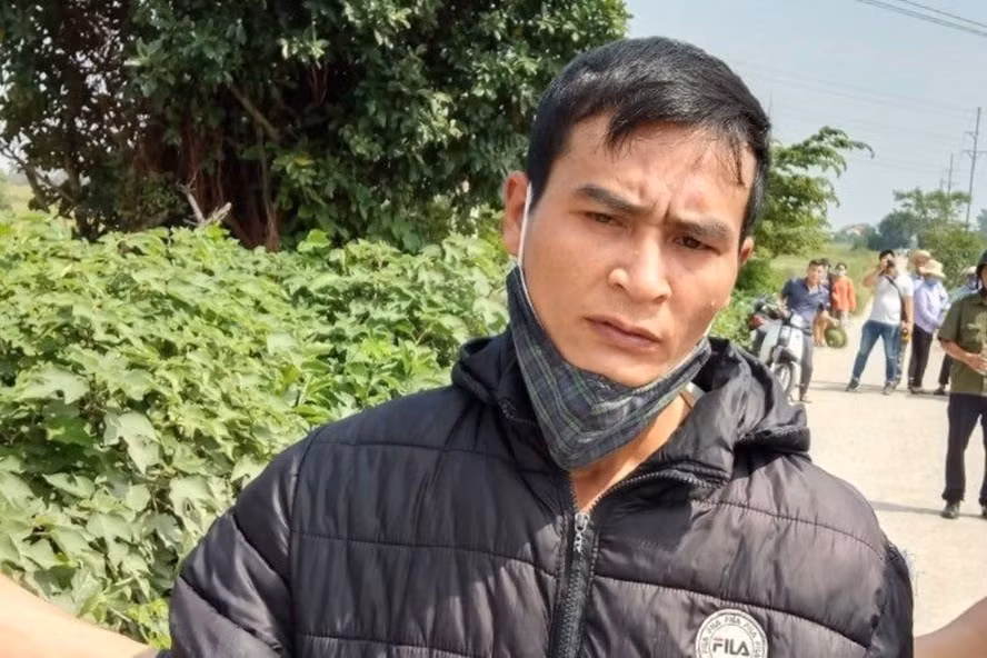  Lấy cắp cốp pha, cướp điện thoại... bất cứ thứ gì bắt gặp trên đường - một mô-típ phạm tội điển hình của những “con sói lang thang” cực kỳ manh động, liều lĩnh, cực kỳ tàn bạo (Ảnh: L.N/LĐO)