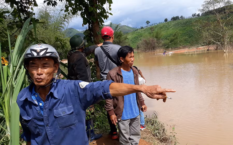 Hơn 300 ha cây công nghiệp và ăn quả của dân bị cô lập vì thủy điện Plei Kần chặn dòng Hơn 300 ha cây công nghiệp và ăn quả của dân bị cô lập vì thủy điện Plei Kần chặn dòng