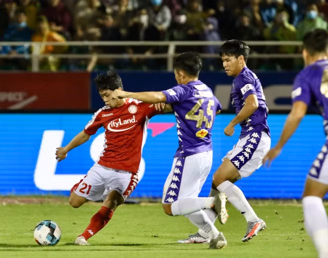 CLB Hà Nội và CLB TP.HCM tái đấu trên sân Hàng Đẫy vào ngày 10.10 ẢNH: MINH TÚ