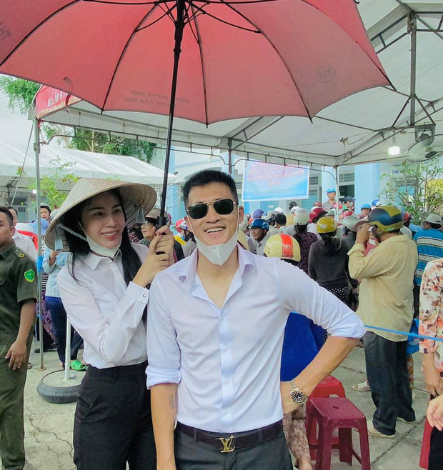 Vợ chồng Thủy Tiên Công Vinh trở lại miền Trung đợt 2 