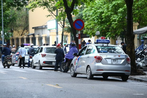  Hoạt động xe taxi. (Ảnh: Minh Quyết/TTXVN)