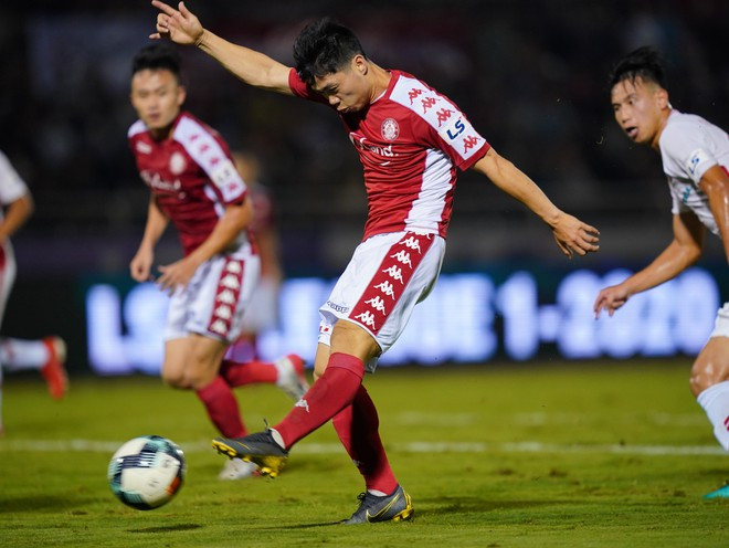 Công Phượng đang chơi thăng hoa trong màu áo CLB TP.HCM ĐỘC LẬP