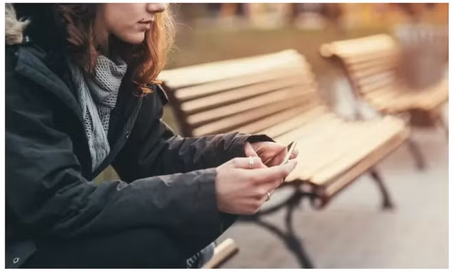 Nhiều cô gái cho hay họ bị tấn công trên Facebook, theo một cuộc khảo sát của tổ chức Plan International CHỤP MÀN HÌNH THE GUARDIAN