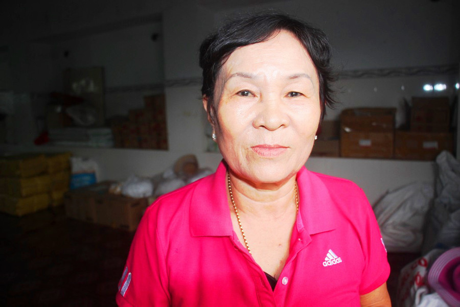 Bà Trần Thị Như Hoa không chỉ biết đến là người kinh doanh giỏi mà còn trong công tác thiện nguyện, giúp nông dân thoát nghèo ở một số địa phương tỉnh Bình Định. Ảnh: Dũ Tuấn.