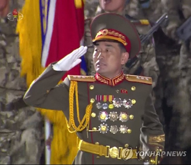 Tướng 3 sao Kim Jong-gil.