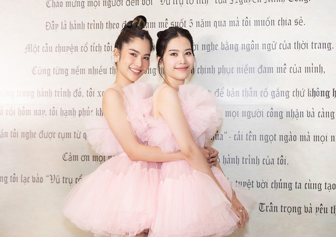 Thời gian gần đây, Nam Anh và Nam Em luôn đồng hành trong các sự kiện. Cả hai thu hút mọi ánh nhìn bởi nhan sắc rực rỡ và thần thái 