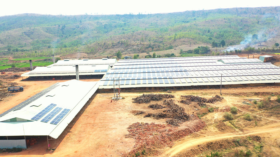 Các lò gạch trên địa bàn các huyện, thị phía Đông Nam tỉnh cũng gây ô nhiễm môi trường. Ảnh: Vĩnh Hoàng