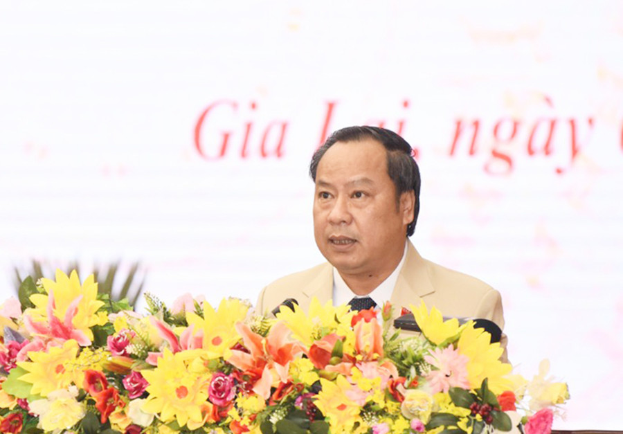 Chủ tịch HĐND tỉnh Châu Ngọc Tuấn phát biểu khai mạc kỳ họp. Ảnh: Đức Thụy Đồng chí Châu Ngọc Tuấn-Phó Bí thư Thường Trực Tỉnh ủy, Chủ tịch HĐND tỉnh phát biểu khai mạc - Ảnh Đức Thụy