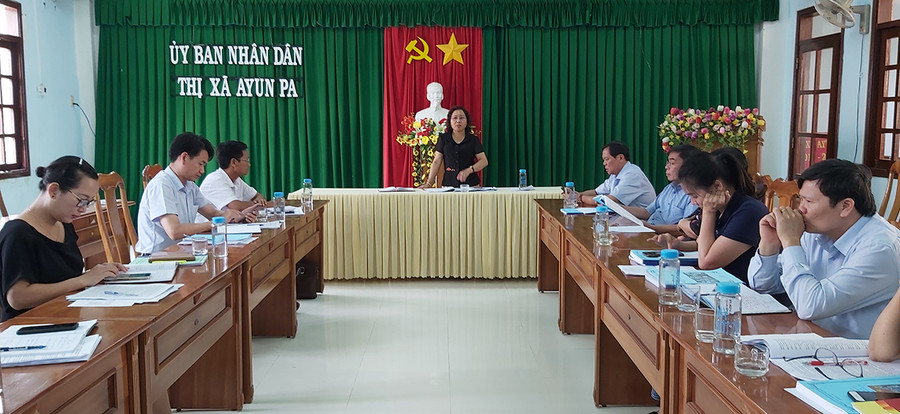 Quang cảnh buổi giám sát công tác bầu cử của Thường trực HĐND tỉnh tại thị xã Ayun Pa. Ảnh: Ngọc Anh Quang cảnh buổi giám sát công tác bầu cử của Thường trực HĐND tỉnh tại thị xã Ayun Pa. Ảnh: Ngọc Anh