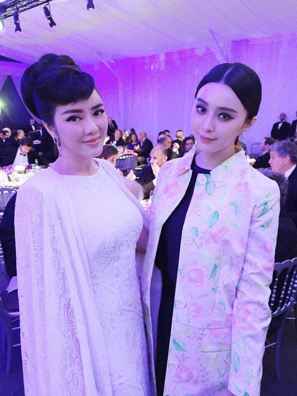 Lý Nhã Kỳ - Phạm Băng Băng ở buổi tiệc trong khuôn khổ Liên hoan phim Cannes lần thứ 68.