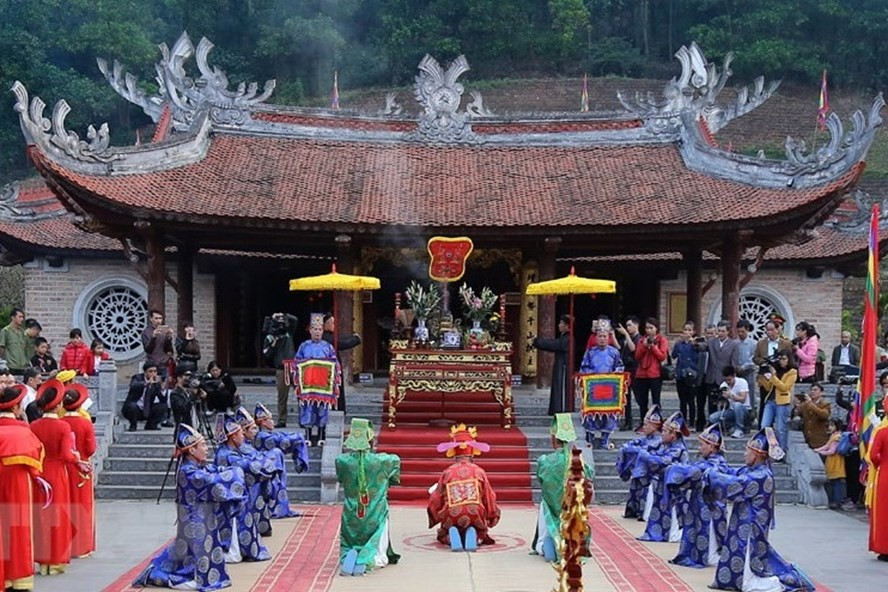 Phú Thọ long trọng tổ chức Lễ Giỗ Đức Quốc Tổ Lạc Long Quân và dâng hương tưởng niệm Tổ Mẫu Âu Cơ. (Ảnh: TL).