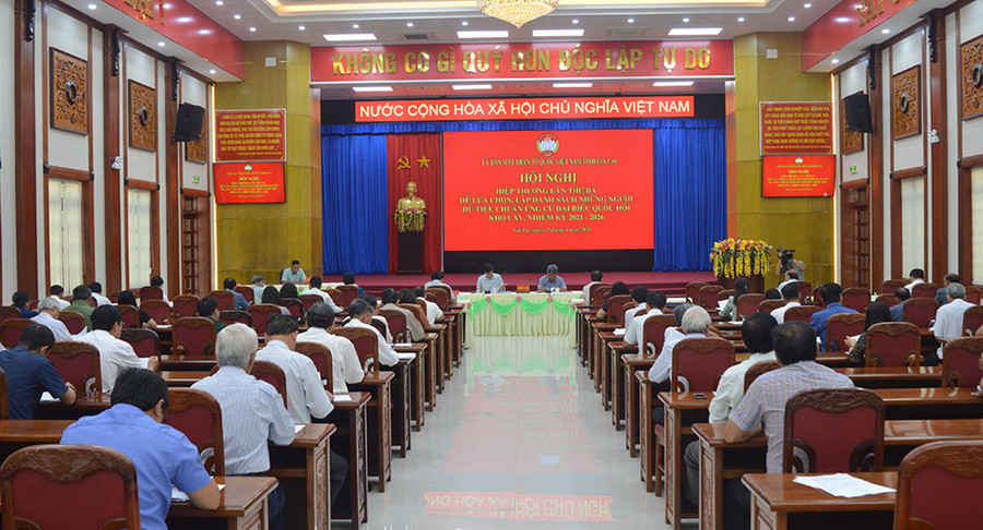 Quang cảnh hội nghị hiệp thương lần thứ ba. Ảnh: Anh Huy