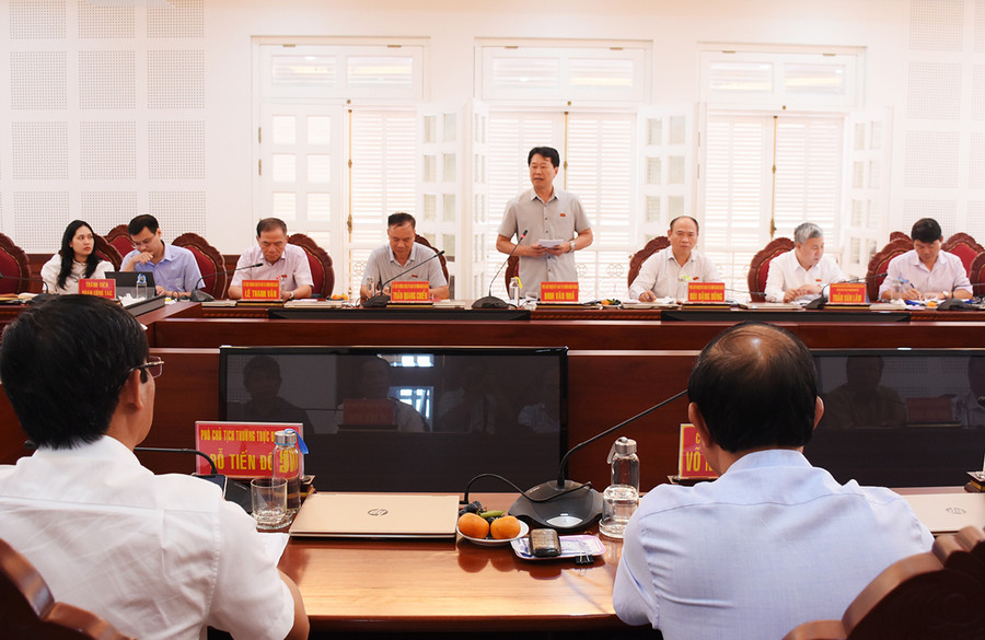 Quang cảnh buổi làm việc giữa đoàn giám sát của Quốc hội với tỉnh Gia Lai. Ảnh: Minh Nguyễn Quang cảnh buổi làm việc giữa Đoàn Giám sát của Quốc hội với tỉnh. Ảnh: Minh Nguyễn