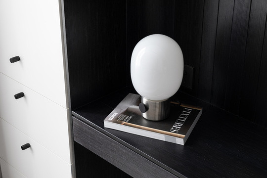 Đèn quả nấm trang trí xuất xứ từ Đan Mạch, giá khoảng 5 triệu đồng. Đèn quả nấm trang trí xuất xứ từ Đan Mạch, giá khoảng 5 triệu đồng.