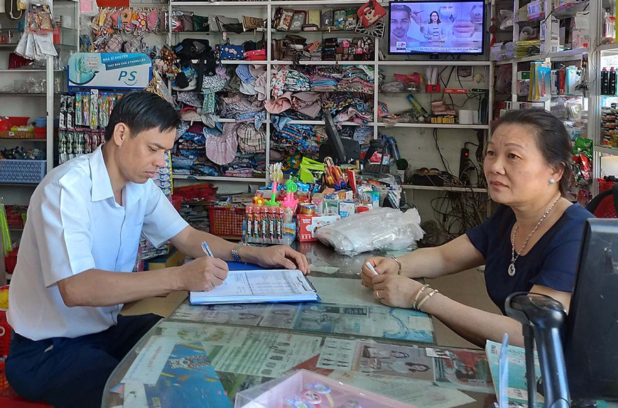 Ngành Ngân hàng tiếp tục ưu tiên vốn tín dụng cho hoạt động sản xuất kinh doanh, góp phần tăng trưởng kinh tế bền vững. Ảnh: Sơn Ca Ngành Ngân hàng tiếp tục ưu tiên vốn tín dụng cho hoạt động sản xuất kinh doanh, góp phần tăng trưởng kinh tế bền vững. Ảnh: Sơn Ca