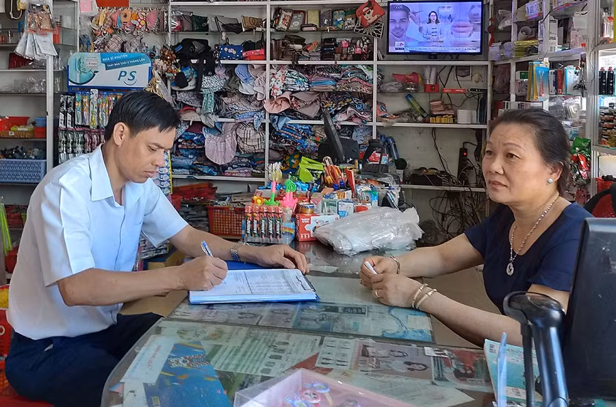 Ngành Ngân hàng tiếp tục ưu tiên vốn tín dụng cho hoạt động sản xuất kinh doanh, góp phần tăng trưởng kinh tế bền vững. Ảnh: Sơn Ca