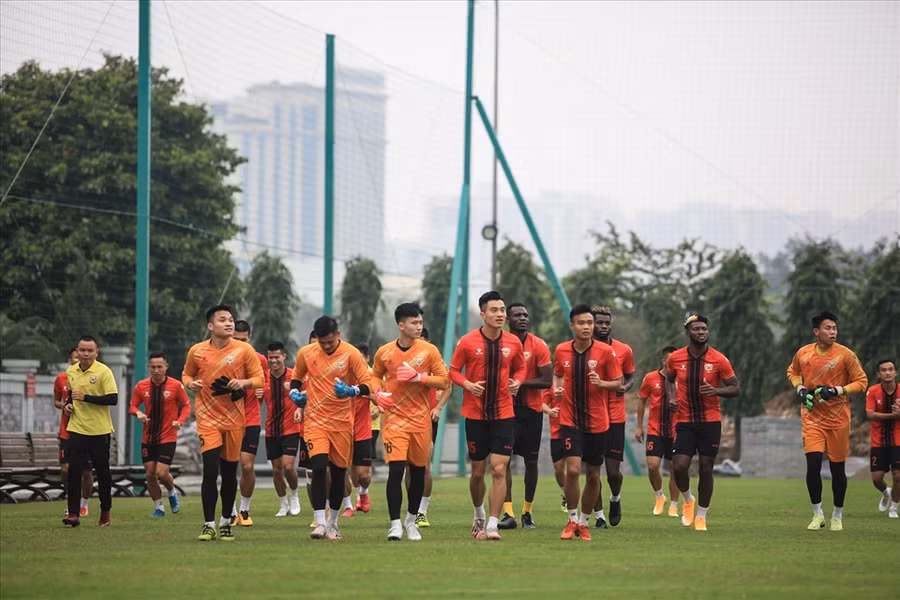 Hồng Lĩnh Hà Tĩnh thường xuyên đánh rơi điểm số ở mùa giải năm nay. Ảnh: HLHT