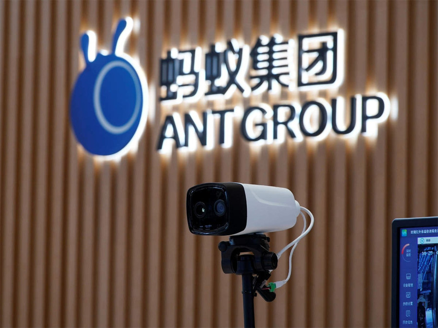  Ant Group được cho là nhận ưu ái trong thủ tục IPO - Ảnh: Reuters
