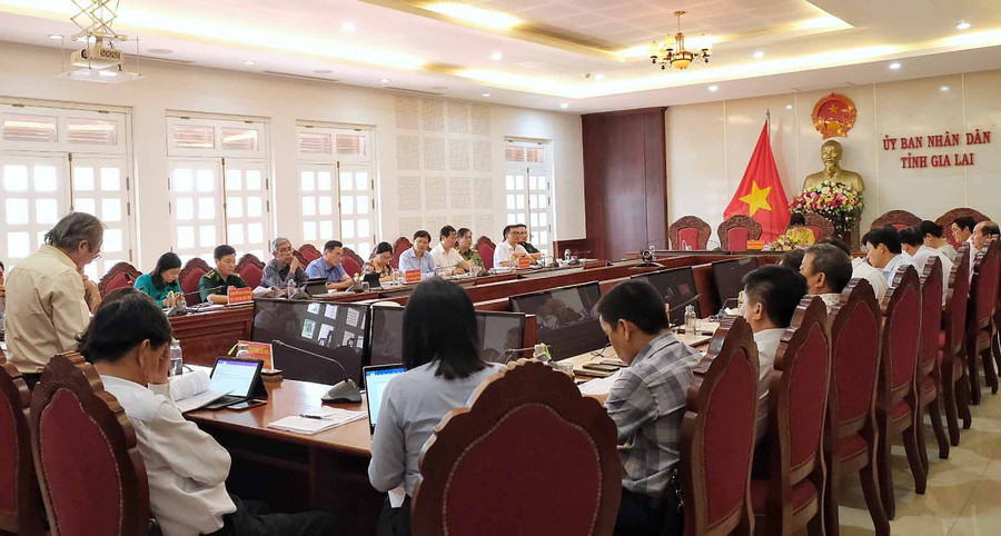 Quang cảnh cuộc họp. Ảnh: Hoàng Ngọc