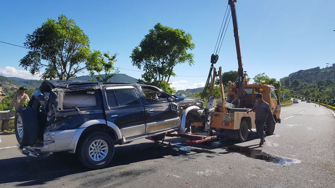 Một vụ tại nạn xảy ra trên cao tốc Liên Khương - Prenn. ẢNH: LÂM VIÊN