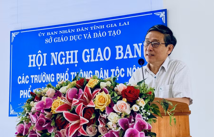  Giám đốc Sở GD-ĐT Lê Duy Định phát biểu kết luận hội nghị. Ảnh: Mộc Trà